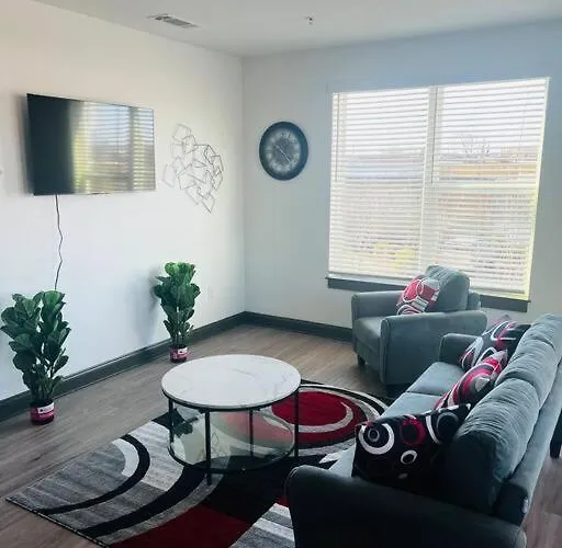 Downtown Augusta Luxury 2Bed Apt